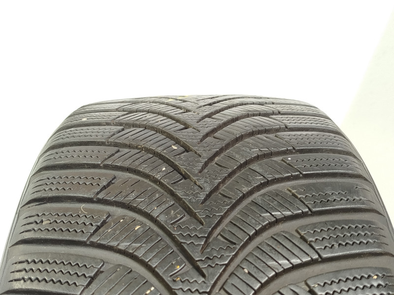 Hankook W452 Winter icept RS2 tyre