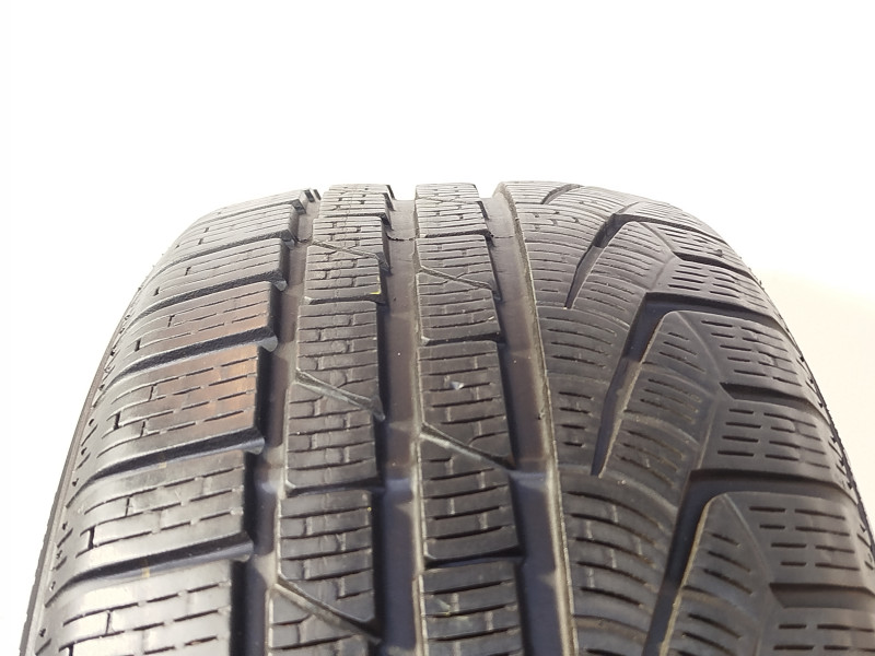 Pirelli Sottozero II RFT tyre
