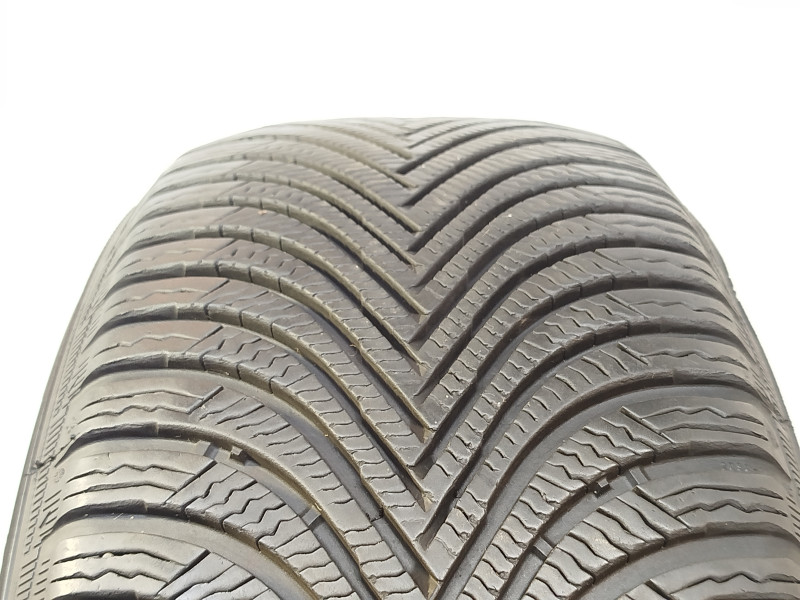 Michelin Alpin 5 tyre