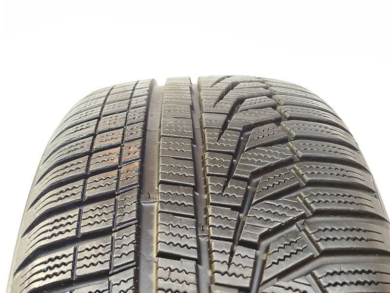 Hankook W320 Winter Icept Evo2 tyre