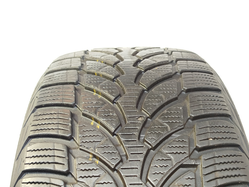 Bridgestone LM-32 tyre