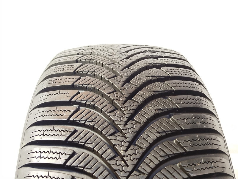 Hankook W452 Winter icept RS2 tyre