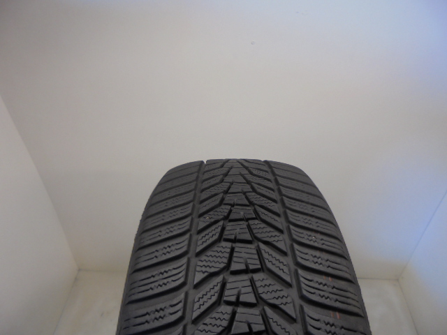 Hankook W330A tyre