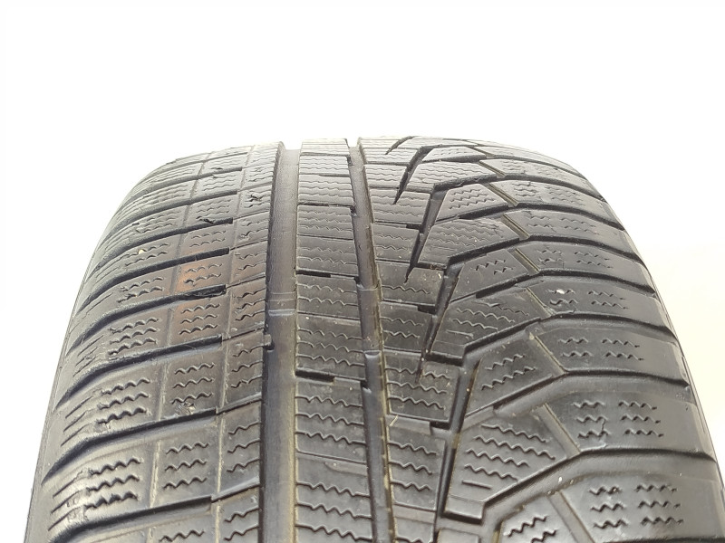 Hankook W320 Winter Icept Evo2 tyre