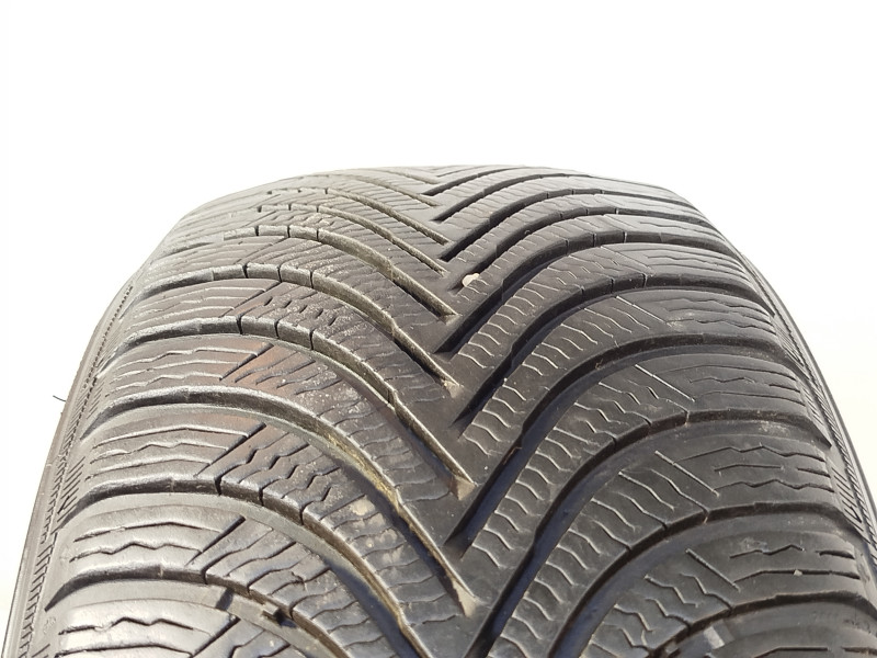 Michelin Alpin 5 tyre