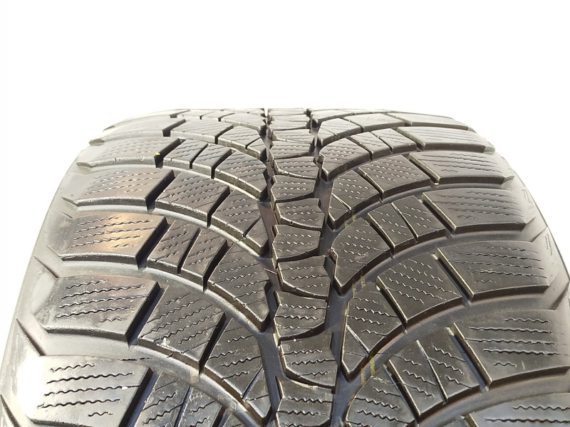 Kumho WP71 Wintercraft tyre