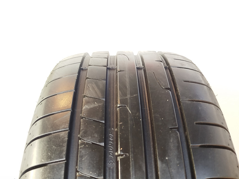 Dunlop Sportmaxx RT2 tyre