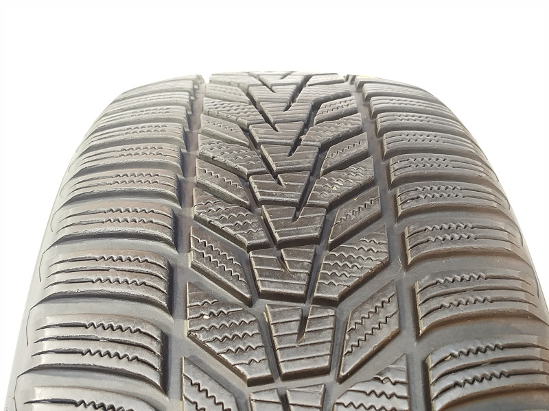 Hankook W330A I cept EVO3 tyre