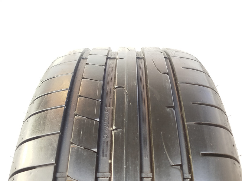 Dunlop Sportmaxx RT2 tyre