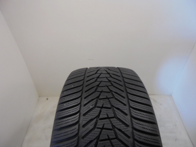 Hankook W330A I cept EVO3 tyre