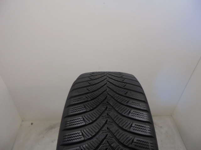 Hankook W452 Winter icept RS2 tyre
