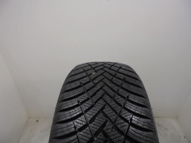 Hankook W452 Winter icept RS2 tyre