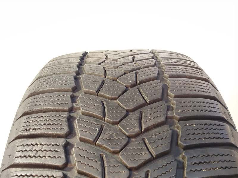 Firestone Winterhawk 3 tyre
