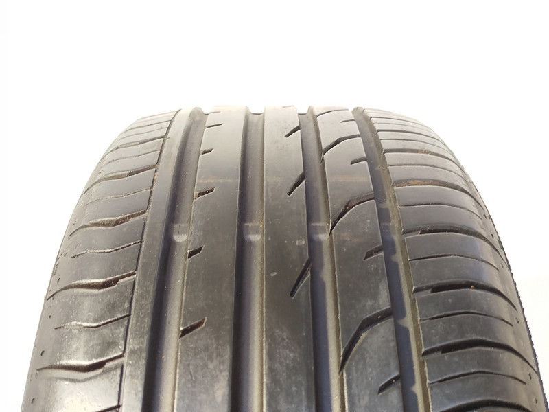 Comet Premiumcontact 2 tyre
