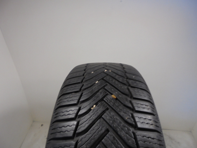 Michelin Alpin 6 tyre