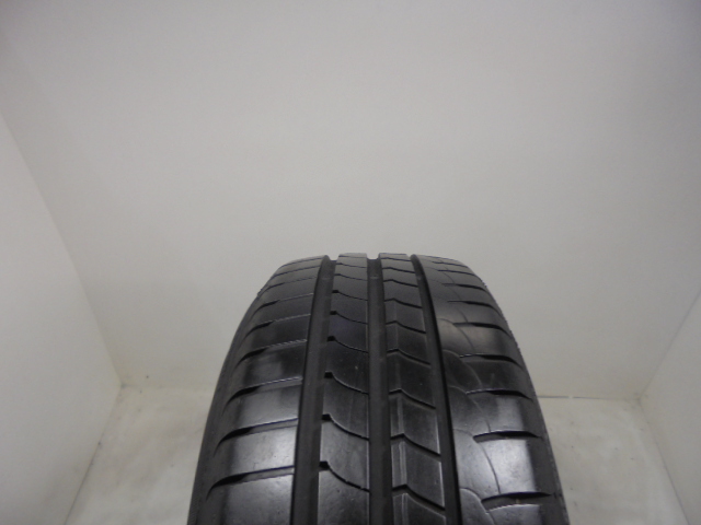 Goodyear Efficientgrip tyre
