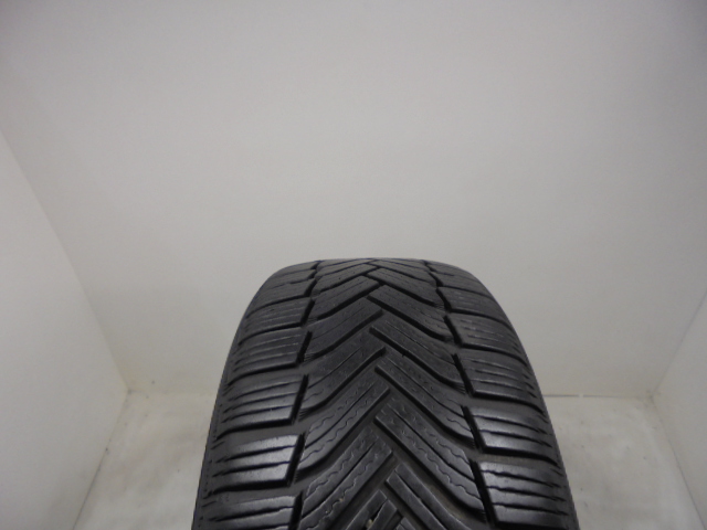 Michelin Alpin 6 tyre