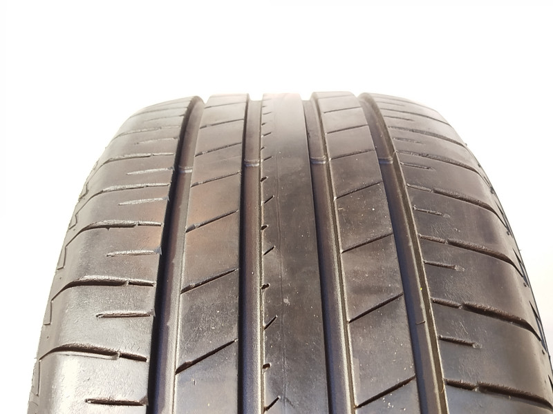 Bridgestone T005A tyre