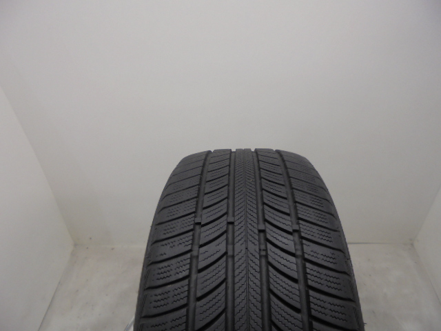 Nankang All Season Plus tyre