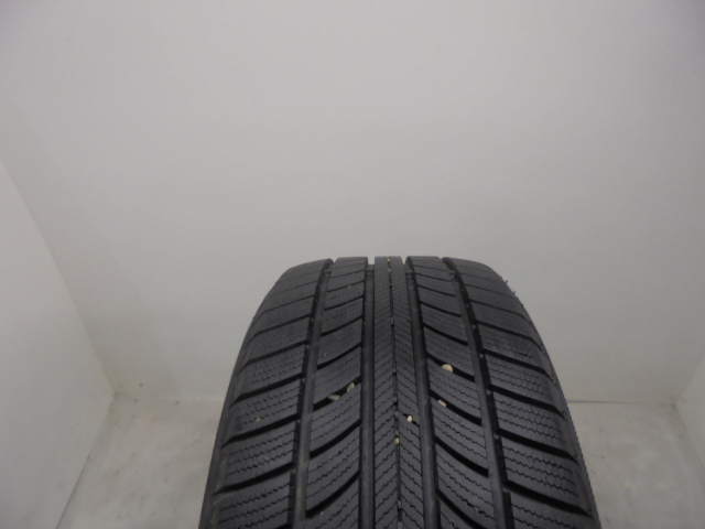 Nankang All Season Plus tyre