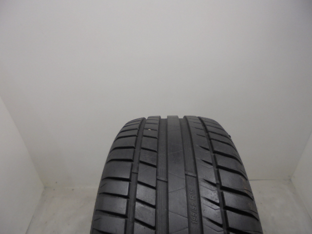 Sebring Road Performance tyre
