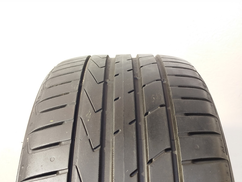 Hankook K117 Ventus S1 Evo 2 tyre