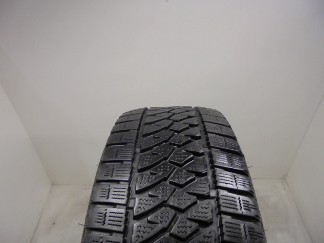 Bridgestone W810 tyre