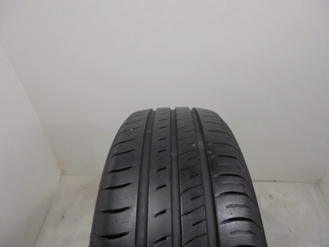 Kumho KH27 tyre