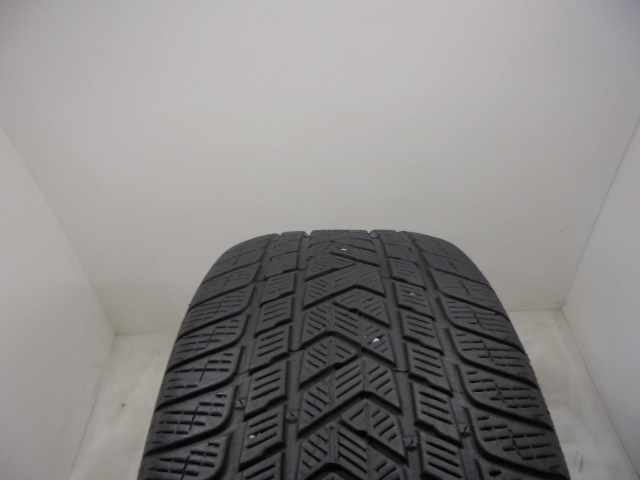 Pirelli Scorpion Winter tyre
