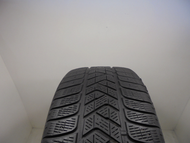 Pirelli Scorpion Winter tyre