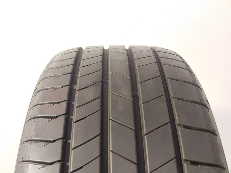 Kumho PS71 tyre
