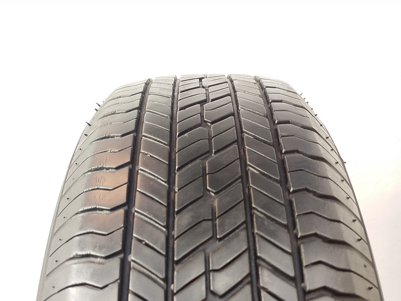 Yokohama G033 Geolandar tyre