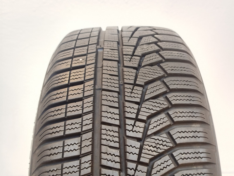 Hankook W320 Winter Icept Evo2 tyre
