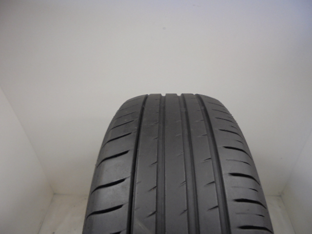 Nexen RU1 Nfera tyre
