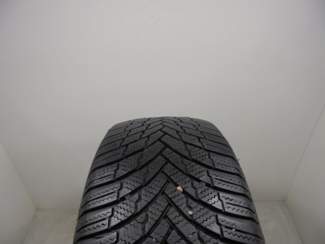 Firestone Winterhawk 4 tyre