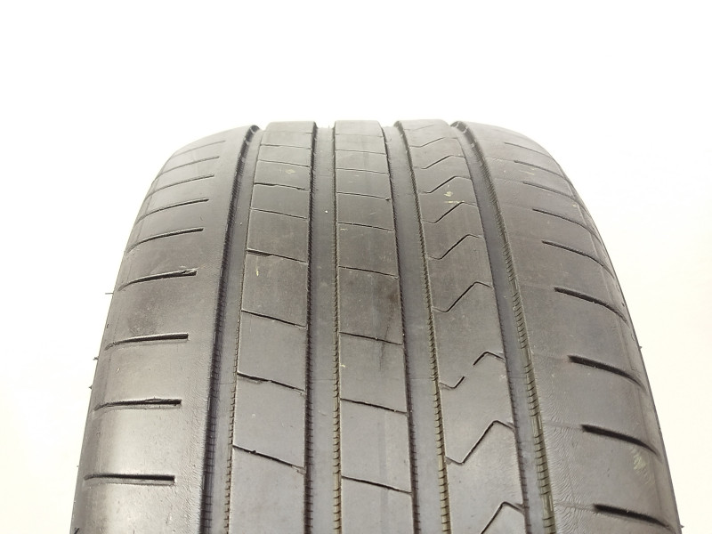 Hankook K135 Ventus Prime 4 tyre