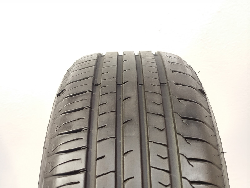 Tomket Sport tyre