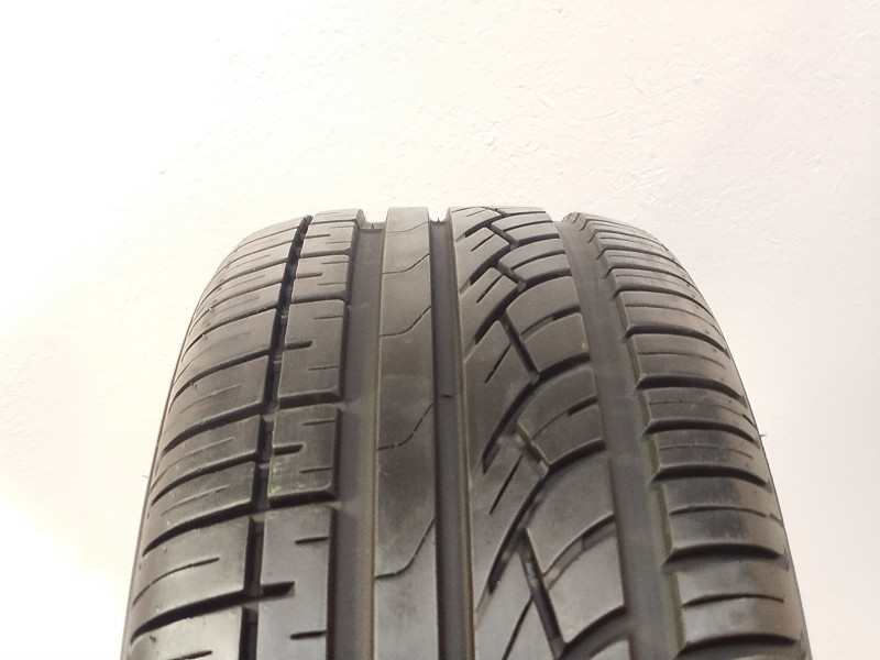 Kumho KH11 tyre
