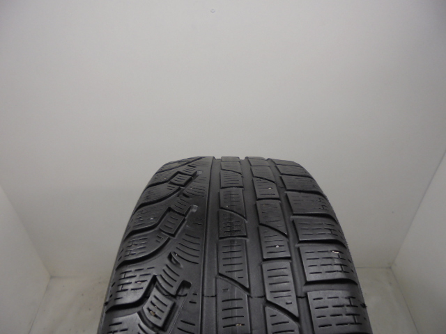 Pirelli Sottozero II tyre