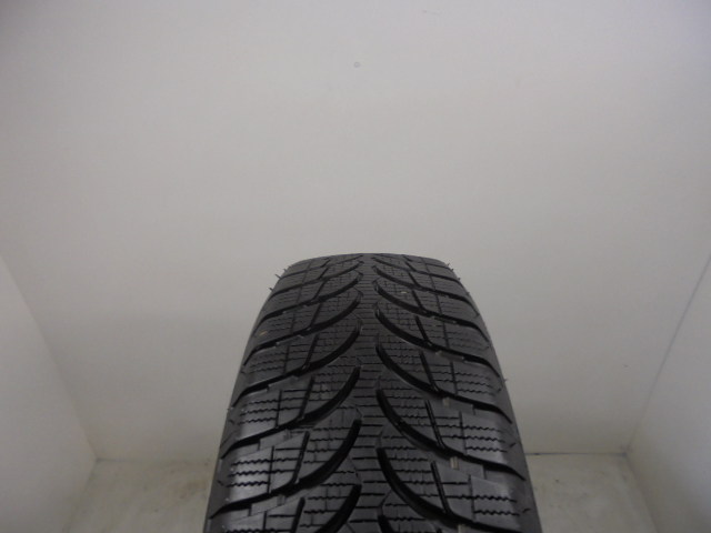 Bridgestone LM500 tyre