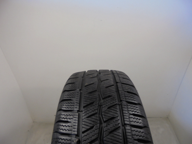 Hankook RW12 tyre