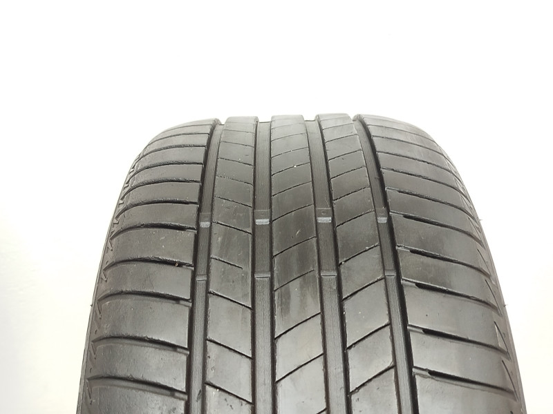 Bridgestone T005 tyre