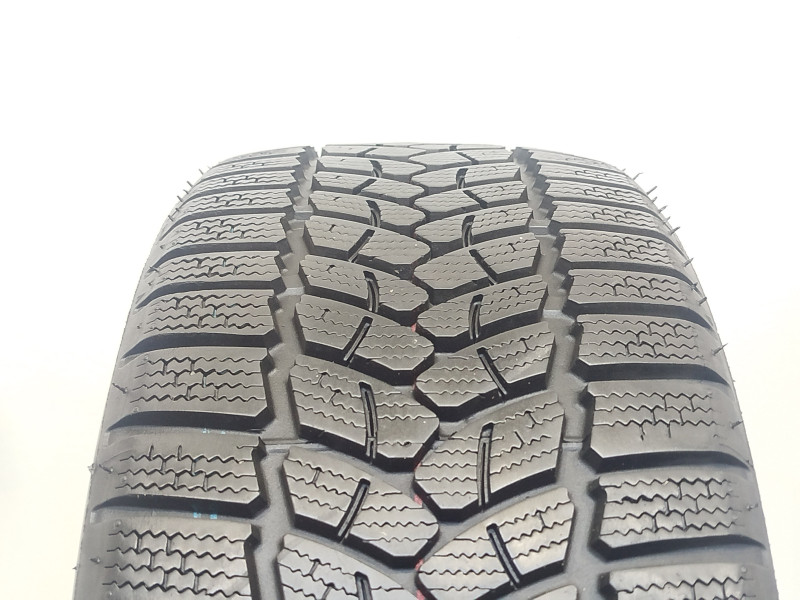 Firestone Winterhawk 3 tyre