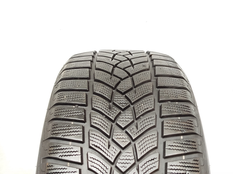 Goodyear Ultragrip Perf+ tyre