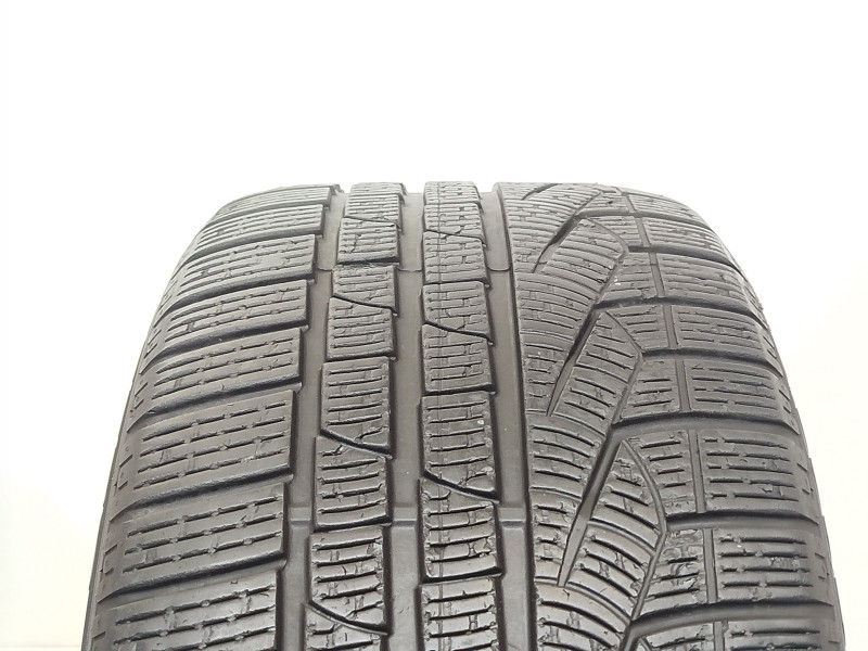 Pirelli Sottozero II tyre