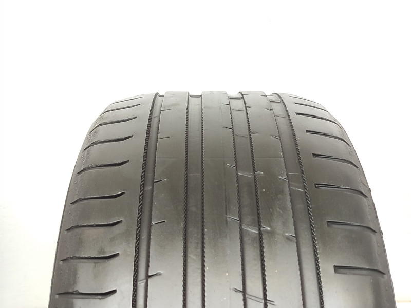 Nokian Powerproof tyre