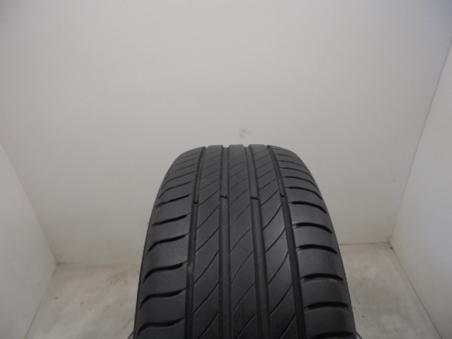 Michelin Primacy 4 tyre