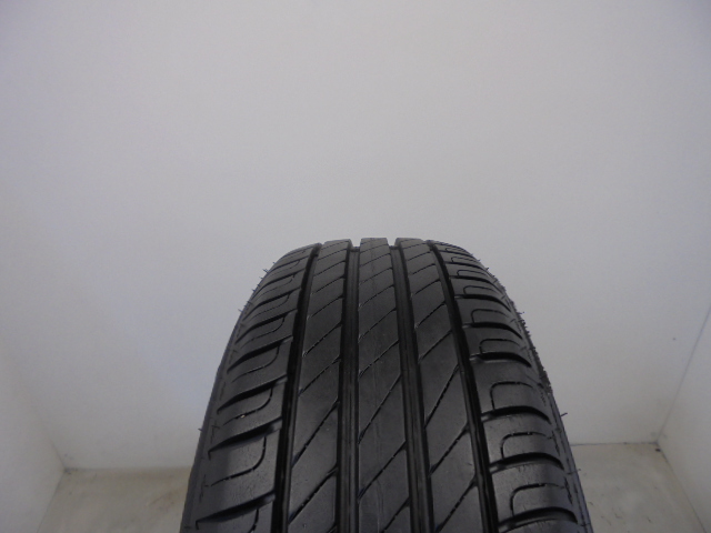 Kleber Dynaxer HP4 tyre