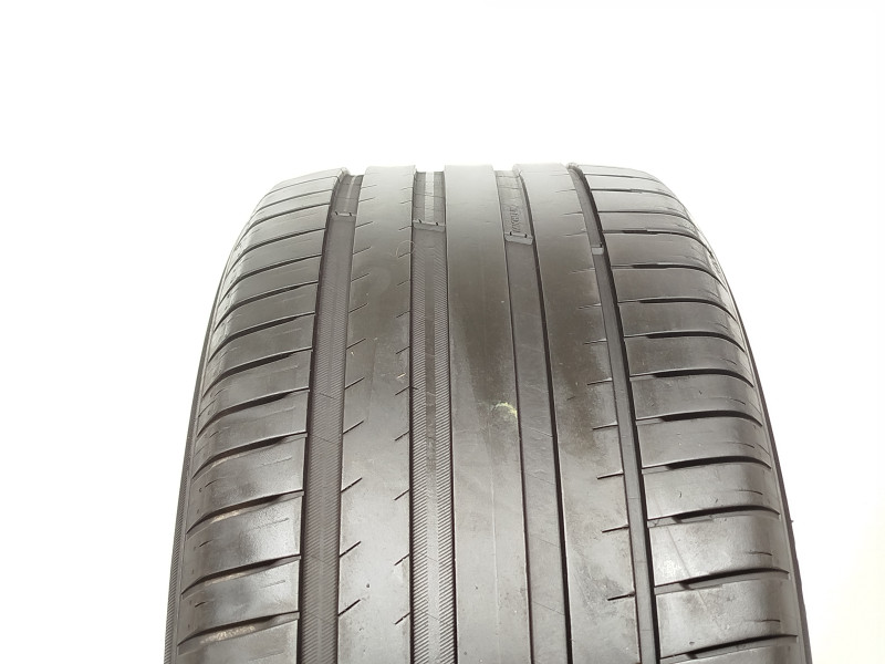 Michelin Pilot Sport 4 tyre