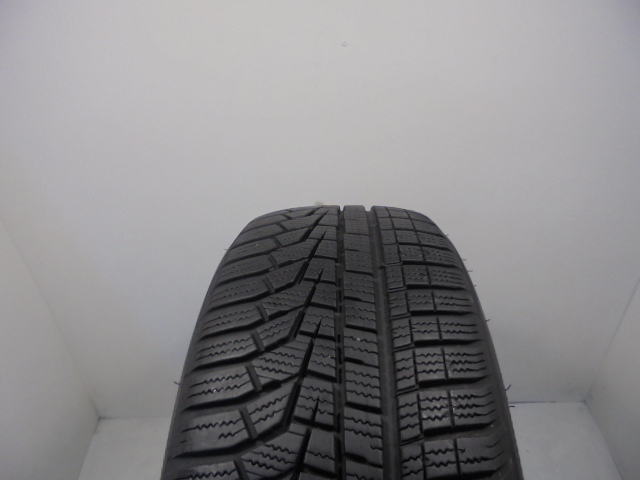 Hankook W320 tyre